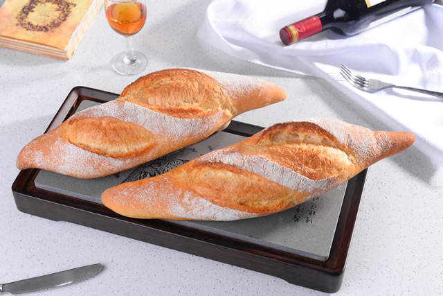 宁夏新东方烹饪学校学生作品 西点师的工资是多少