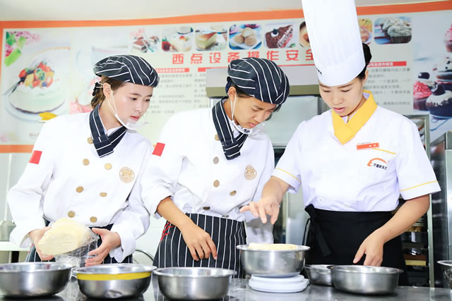 比较好西点培训学校